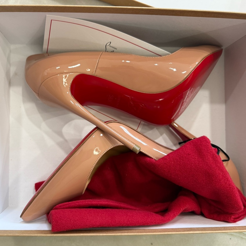 Christian Louboutin So Kate Patent Leather Nude Pumps - Size 38.5 (US 8.5)
